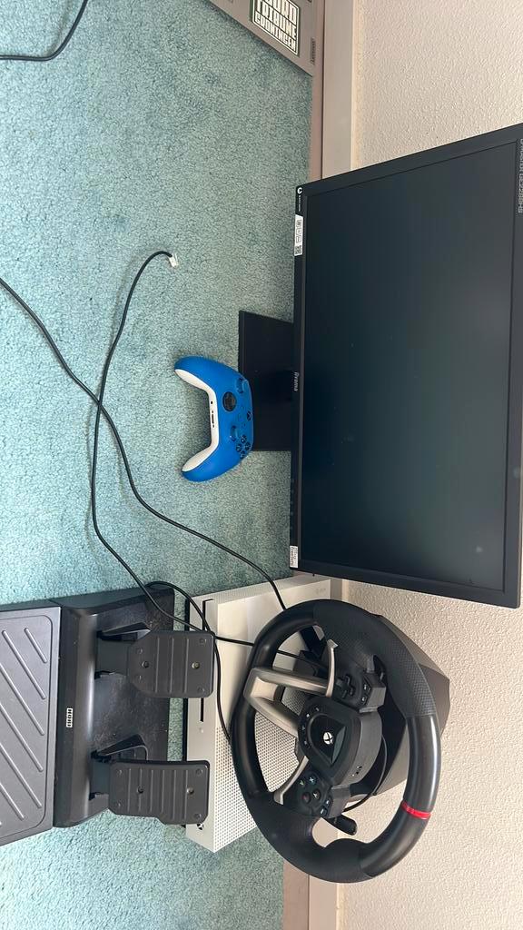 Xbox one s + ilyama gaming monitor + stuurtje (inclusief f1), Computers en Software, Desktop Pc's, Zo goed als nieuw, Gaming, Ophalen