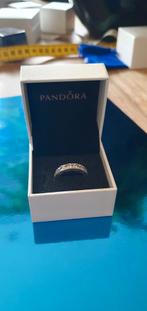 Pandora ring zilver met kristal maat 50, Sieraden, Tassen en Uiterlijk, Ringen, Met kristal, Ophalen of Verzenden, Zilver, Zilver