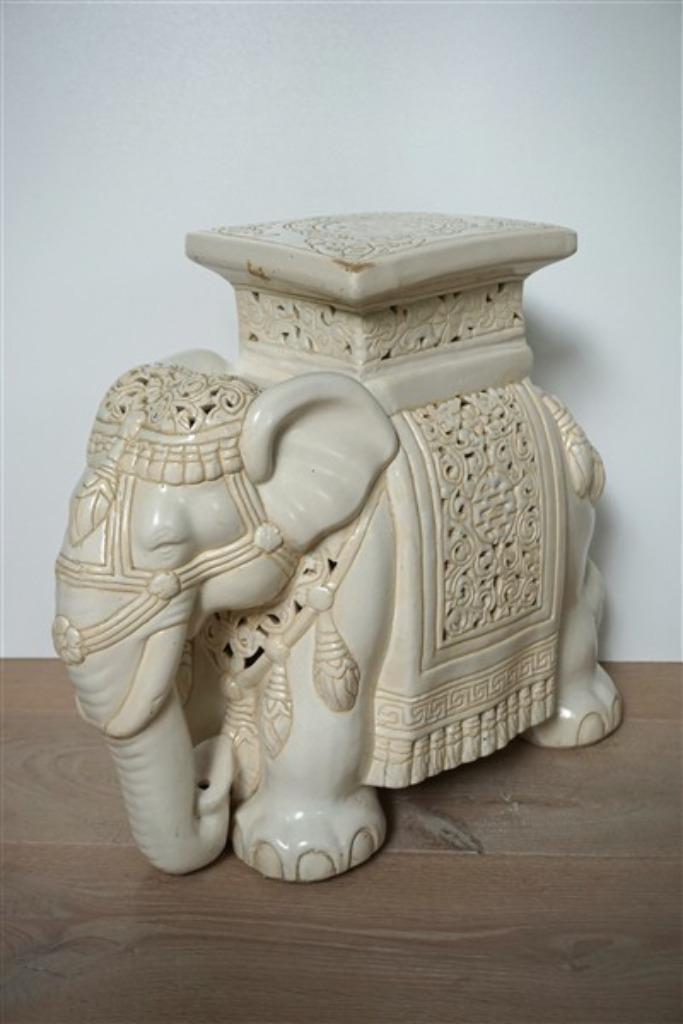 Vintage olifant keramiek plantentafel, Antiek en Kunst, Antiek | Keramiek en Aardewerk, Ophalen