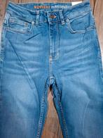 KUYICHI Lisette flared jeans W25 L32, Kleding | Dames, Spijkerbroeken en Jeans, Blauw, KUYICHI, Nieuw, Ophalen of Verzenden