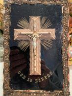 Frans Knipwerk Volkskunst Kruisbeeld, Antiek en Kunst, Antiek | Religie, Ophalen of Verzenden