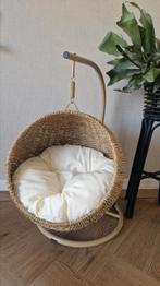 Hangstoel kat, Ophalen, Zo goed als nieuw, Riet