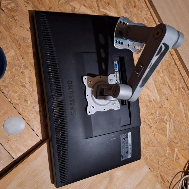 Samsung 22" Monitor - Goed Onderhouden, Computers en Software, Monitoren, Gebruikt, 60 Hz of minder, VGA, LED, Full HD, 5 ms of meer