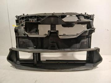 Voorfront slotplaat Renault Scénic beschikbaar voor biedingen