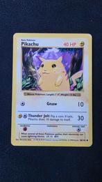Pikachu Base Set Shadowless - Goede Staat!, Hobby en Vrije tijd, Verzamelkaartspellen | Pokémon, Ophalen of Verzenden, Gebruikt