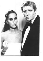 Pamela Bellwood - Bo Hopkins          grote foto, 1960 tot 1980, Gebruikt, Verzenden, Foto