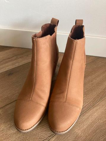 Toms Everly enkellaarsjes cognac maat 42