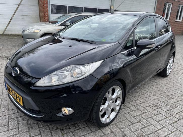 Ford Fiesta 1.6 Ghia Airco Navigatie, Auto's, Ford, Bedrijf, Fiësta, ABS, Airbags, Airconditioning, Bluetooth, Boordcomputer, Cruise Control