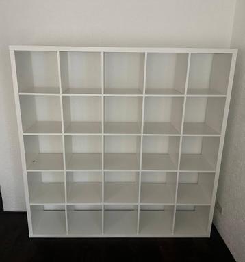 IKEA Kallax 5x5 bookcase beschikbaar voor biedingen