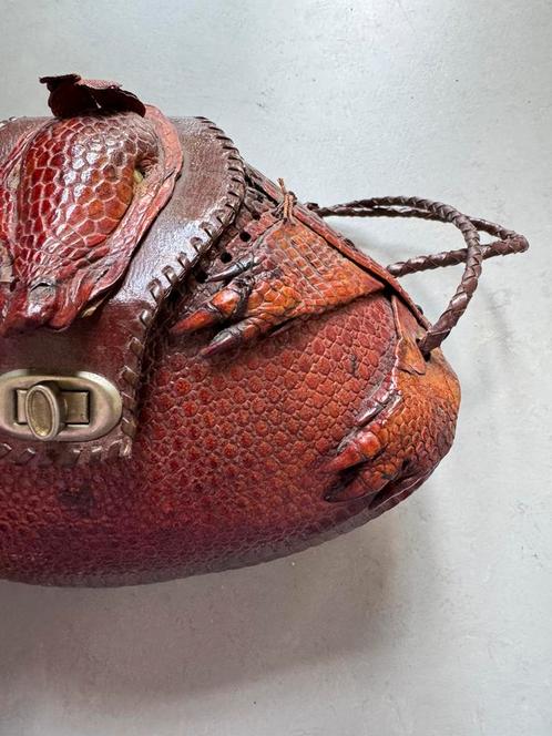 Handtas gordeldier vintage taxidermie Armadillo taxidermy, Antiek en Kunst, Antiek | Kleden en Textiel, Ophalen of Verzenden