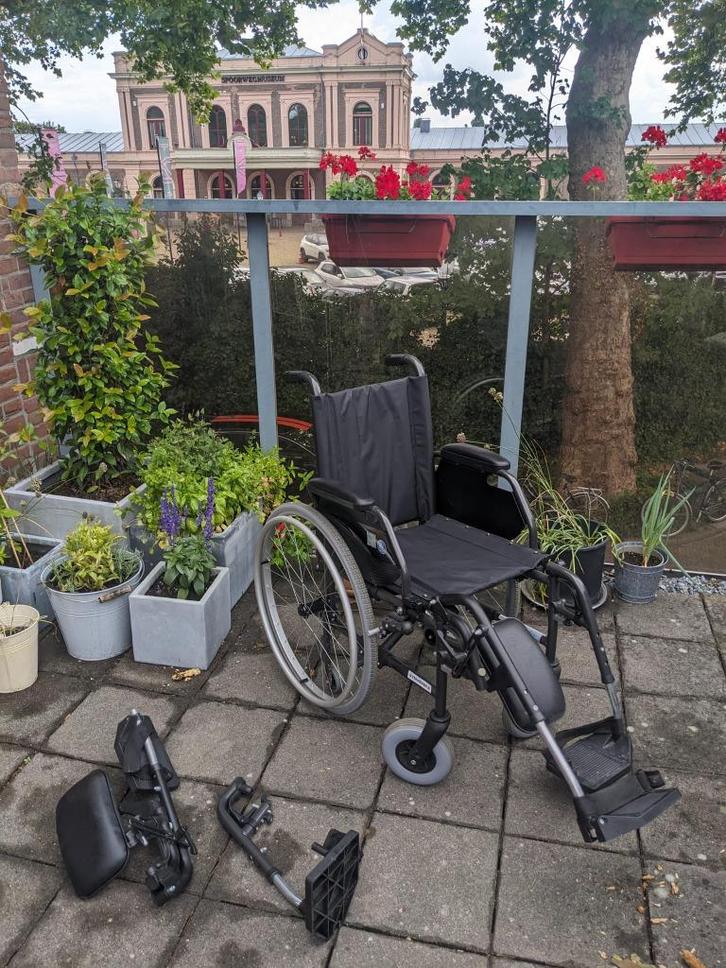 Rolstoel // Wheelchair twee manden gebruikt, Diversen, Rolstoelen, Zo goed als nieuw, Handbewogen rolstoel, Ophalen