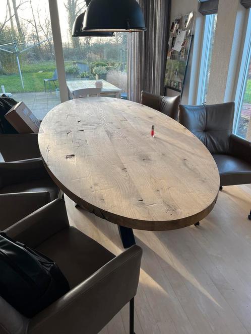 Ovale eiken tafel 280x120 cm dikte ca 5 cm, Huis en Inrichting, Tafels | Statafels, Zo goed als nieuw, Ophalen
