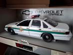 Chevrolet Caprice Fresno Police 1/18 Ut Models, Hobby en Vrije tijd, Modelauto's | 1:18, Ophalen of Verzenden, Zo goed als nieuw