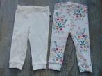 Setje 2x lange broek maat 68 ecru broekjes, Kinderen en Baby's, Babykleding | Maat 68, Broekje, Meisje, Ophalen of Verzenden, Zo goed als nieuw
