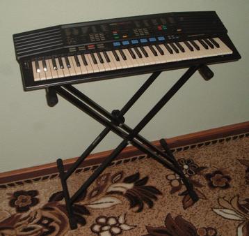 Keyboard Yamaha PSR-47 synthesizer piano orgel beschikbaar voor biedingen