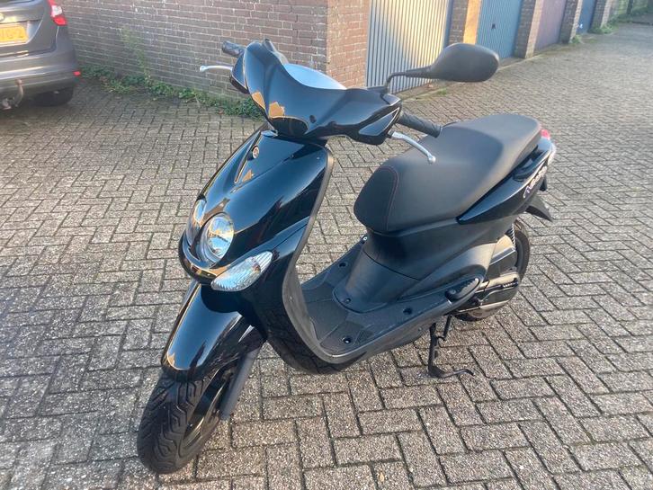 Yamaha neo’s, Fietsen en Brommers, Scooters | Yamaha, Gebruikt, Neo's, Maximaal 45 km/u, Benzine, Ophalen