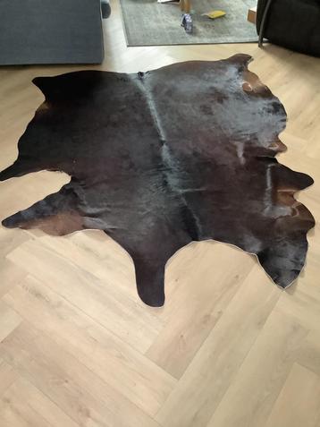 Koeienhuid beschikbaar voor biedingen