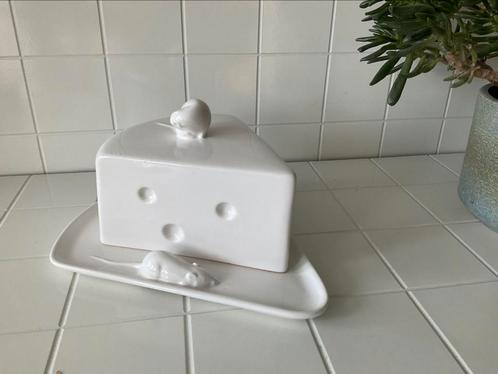 Retro kaasstolp in kaasvorm met daarop en -onder muizen, Huis en Inrichting, Badkamer | Badtextiel en Accessoires, Zo goed als nieuw