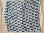 Blauw/witte Ananassen sjaal, Ophalen of Verzenden, Zo goed als nieuw, Maat 46/48 (XL) of groter, Sjaal