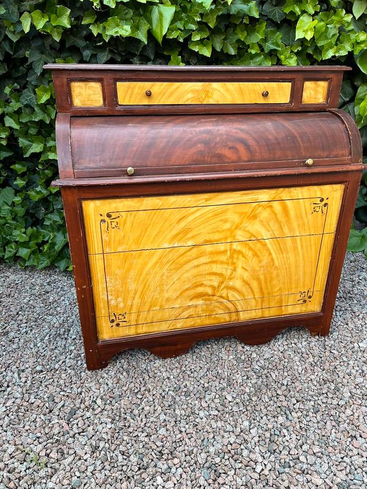 Antieke Hollandse 19e eeuwse turfkist/kast. Volkskunst., Antiek en Kunst, Antiek | Meubels | Kasten, Ophalen of Verzenden