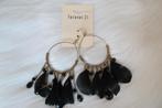 Feather hoop earrings (Forever 21), Overige materialen, Hangers, Zwart, Nieuw