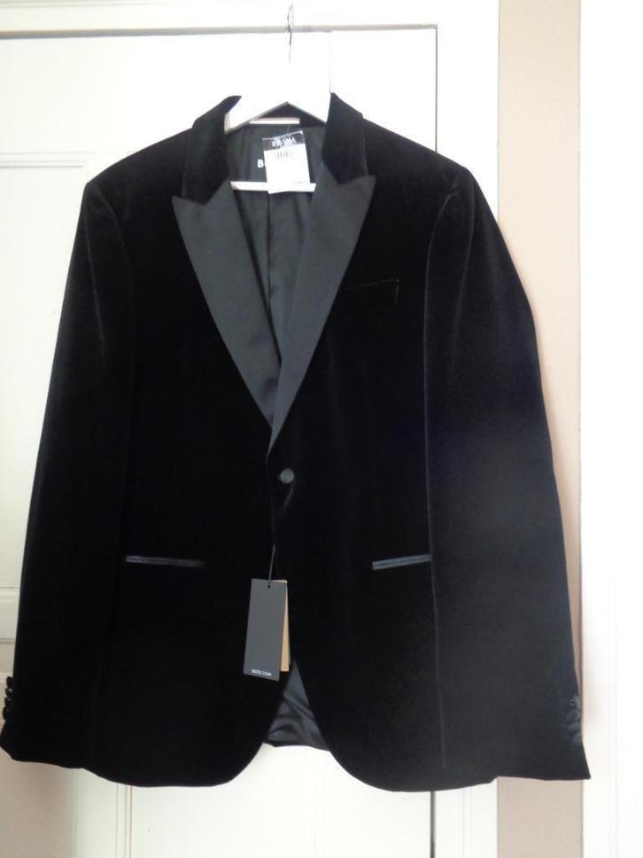 NIEUW: HUGO BOSS fluwelen colbertjasje/smokingjasje:mt 52., Kleding | Heren, Kostuums en Colberts, Nieuw, Maat 52/54 (L), Zwart