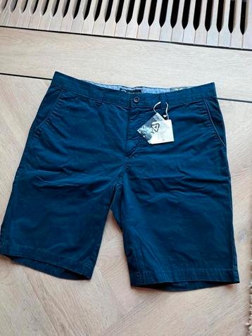 KORTE BROEK NIEUW MAAT 36 / 52 BLAUW  beschikbaar voor biedingen