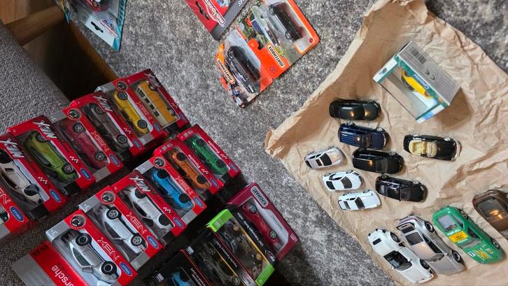 Verschillende model autotjes VAG, Hobby en Vrije tijd, Modelauto's | Overige schalen, Nieuw, Auto, Ophalen of Verzenden