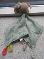 Groenige katoenen knuffeldoek met grijs olifantje merk Fehn, Ophalen of Verzenden, Zo goed als nieuw, Olifant