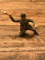 Antiek Speelgoed Soldaat met Granaat, Ophalen of Verzenden