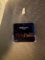 Toverland Fear Pass Pin - Halloween Nights 2025, Verzamelen, Speldjes, Pins en Buttons, Ophalen of Verzenden, Nieuw, Merk, Speldje of Pin