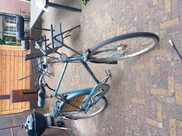 Solide gezelle heren fiets/STATIONSFIETS beschikbaar voor biedingen
