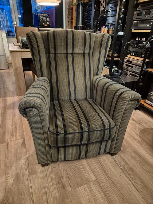 Bijna niet gebruikt vrijwel nieuw luie stoel., Huis en Inrichting, Fauteuils, Zo goed als nieuw, Stof, 75 tot 100 cm, 75 tot 100 cm