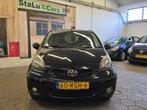 Toyota Aygo 1.0-12V Dynamic Navigator/AIRCO/5-DEURS/, Voorwielaandrijving, Euro 5, Stof, Gebruikt