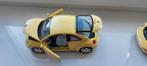 Model auto VW New Beetle 1998 1:18 geel, Hobby en Vrije tijd, Modelauto's | 1:18, Ophalen of Verzenden, Zo goed als nieuw, Bburago