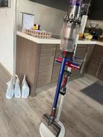 Dyson V11 Snoerloze Stofzuiger - Krachtige Reiniging!, Witgoed en Apparatuur, Stofzuigers, Ophalen of Verzenden, Gebruikt, Reservoir