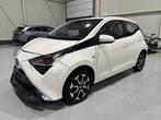 Toyota Aygo 1.0 VVT-i x-play Automaat 5drs 06/2021 | 35k km, Auto diversen, Schadeauto's, Wit, Toyota, 999 cc, Benzine