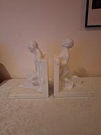 Godefridus Boonekamp, wit geglazuurde boekensteunen, Ophalen