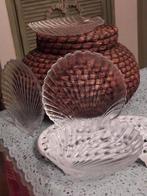 Vintage glazen schelp bordjes vier, Huis en Inrichting, Keuken | Servies, Ophalen of Verzenden, Bord(en), Overige stijlen, Glas