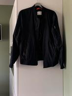 Bershka Bomberjack Maat L, Ophalen of Verzenden, Zo goed als nieuw, Maat 52/54 (L), Blauw