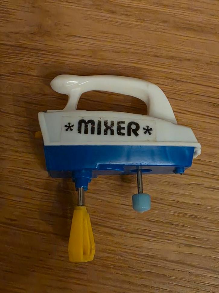 Barbie Sindy Pedigree wind up mixer, Verzamelen, Poppen, Gebruikt, Accessoires, Ophalen of Verzenden