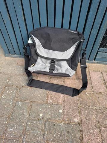 cordo fietstas voor aan de bagagedrager met vakjes  beschikbaar voor biedingen