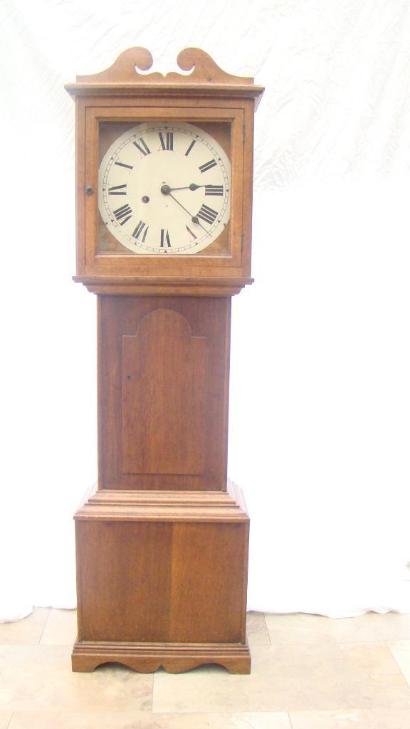 Staande klok met snekuurwerk  ( 1840, Antiek en Kunst, Antiek | Klokken, Ophalen of Verzenden