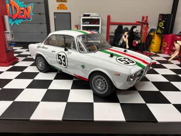 Tamiya RC Alfa Romeo 1:10 beschikbaar voor biedingen