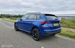 Skoda Kamiq 1.5 TSI ACT Monte Carlo / Pano / Carplay / Trekh, Auto's, Zwart, 150 pk, Blauw, Leder en Stof