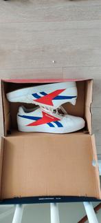 REEBOK schoenen maat 45, Kleding | Heren, Schoenen, Ophalen of Verzenden, Zo goed als nieuw