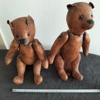 Twee beren van leer, op standaard, Verzamelen, Beren en Cherished Teddies, Ophalen of Verzenden, Zo goed als nieuw, Overige typen