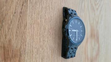 Armanni Horloge blauw beschikbaar voor biedingen