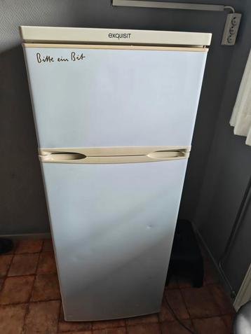 Goedwerkende koelvries combinatie koelkast 140 CM hoog beschikbaar voor biedingen