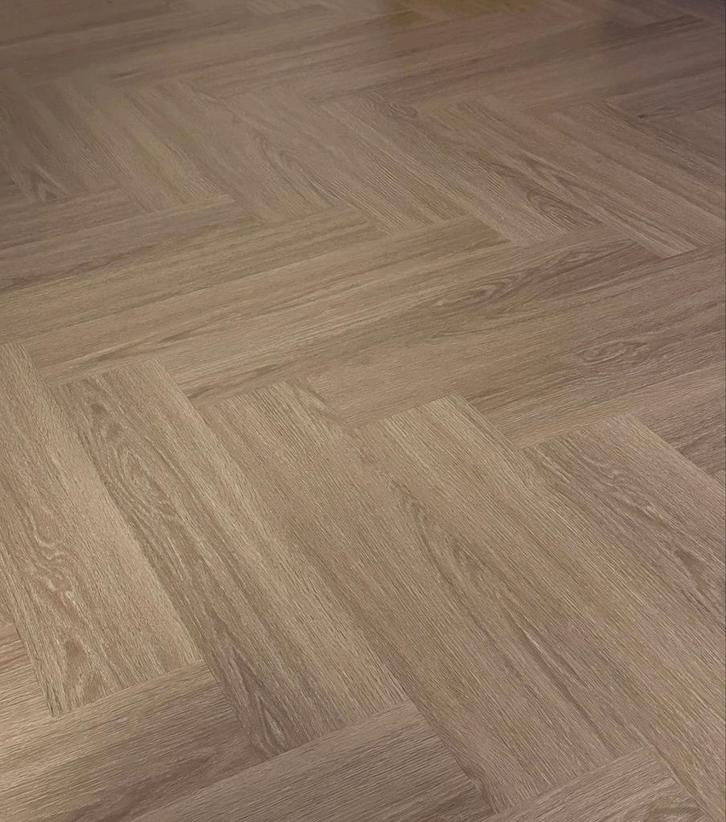 PVC Visgraat XL click vloer 31m2 + plinten - Topstaat!, Doe-het-zelf en Verbouw, Vloerdelen en Plavuizen, Zo goed als nieuw, Overige typen